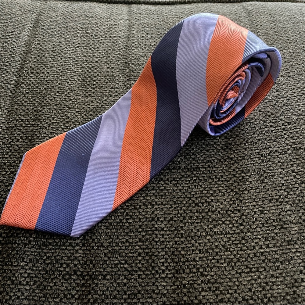 Joseph A. Banks Men's Regular Hand Sewn Silk Tie - Stripes NWT